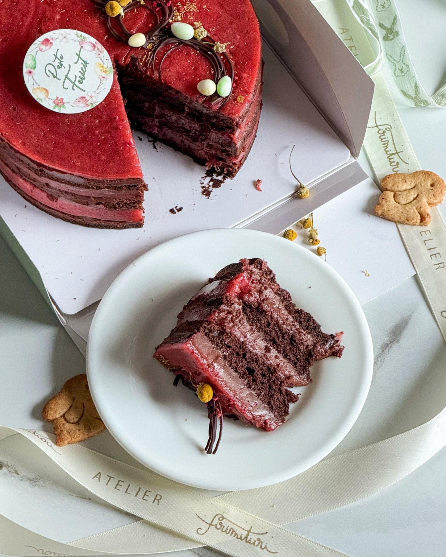 Mini tort vegan Brownie & Căpșuni| Ediția Florii & Paște
