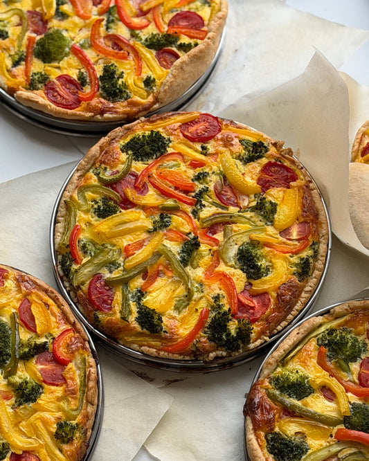 Quiche cu legume & trei brânzeturi
