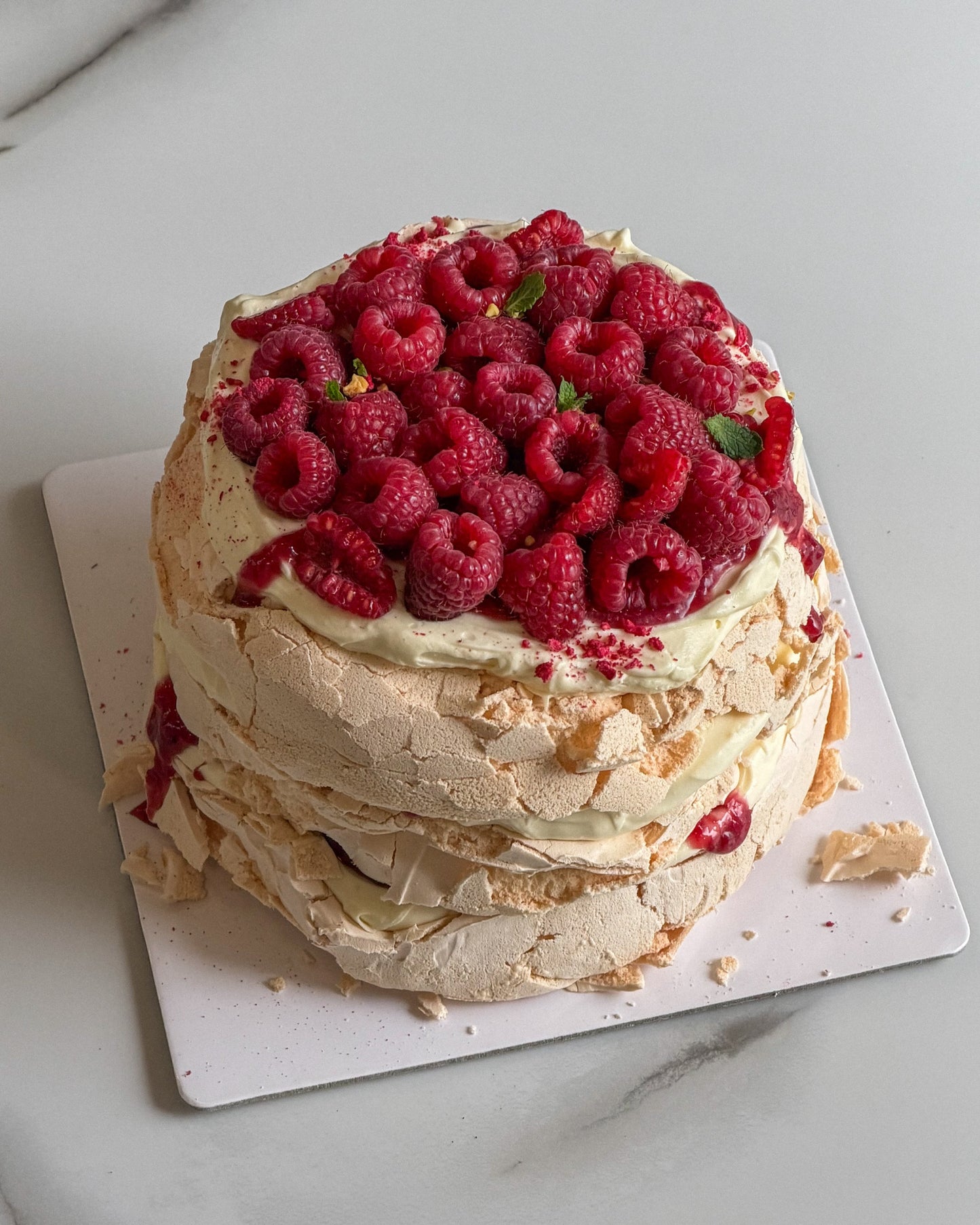 Tort Bezea cu fructe roșii (fără gluten)