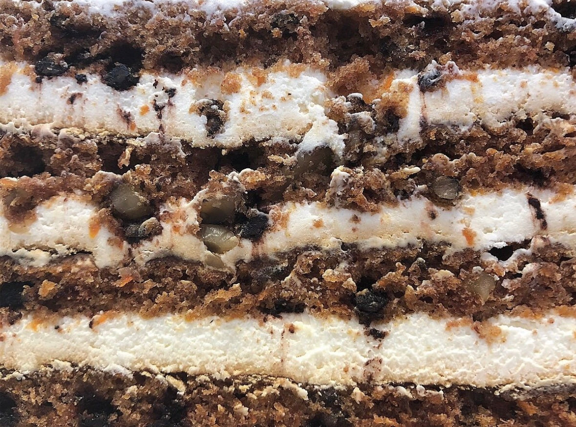 Tort Carrot Cake